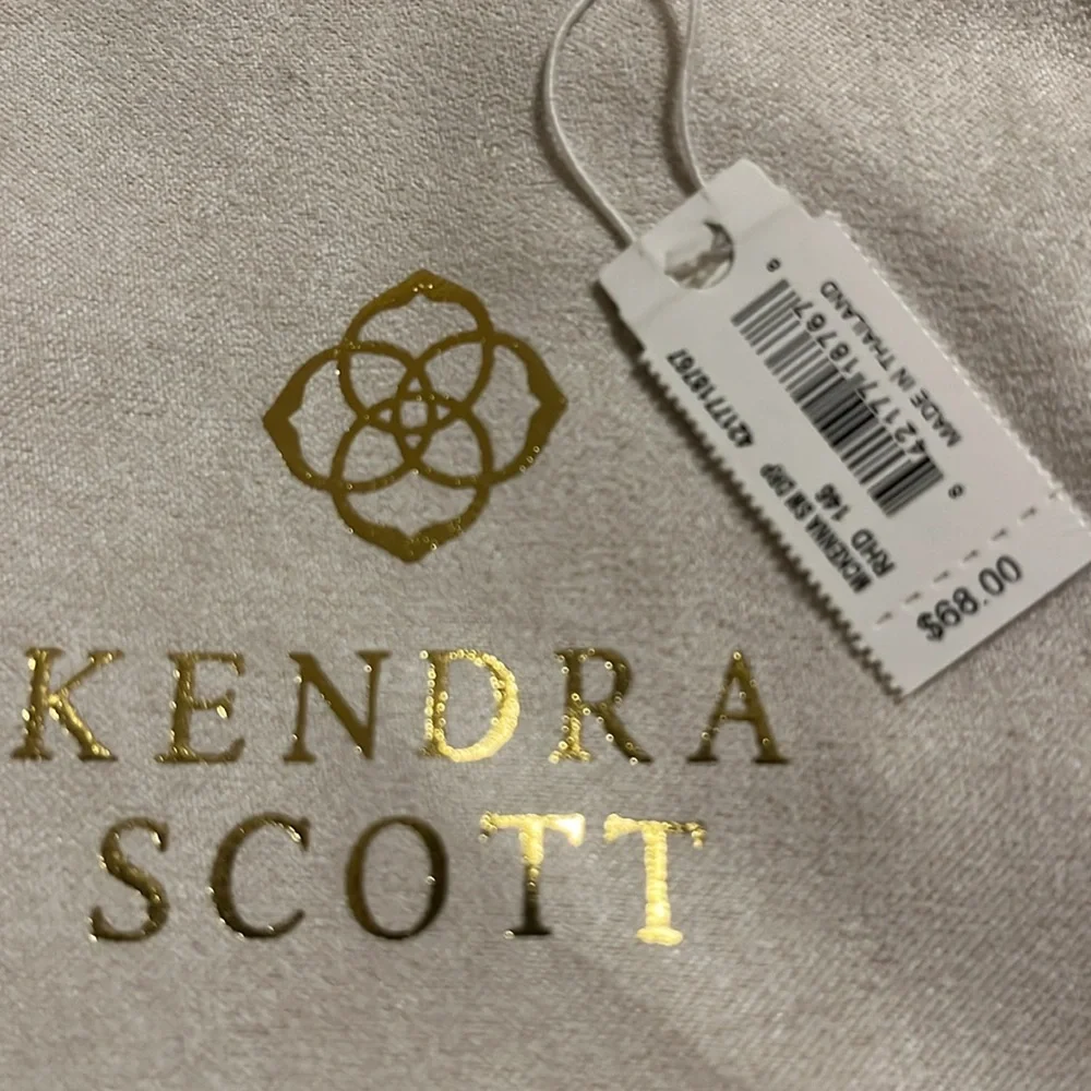 Kendra Scott McKenna earrings - Picture 2 of 5